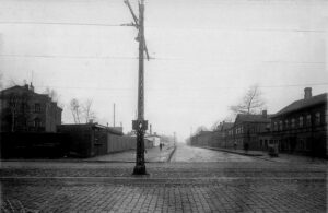 В Петербурге — первое дело об отмене возвращения исторического названия улицы. Почему это важный спор